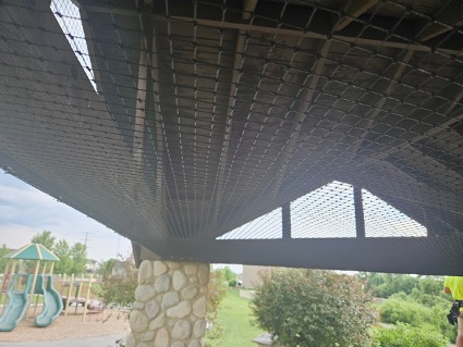 Netting in pavilions keeps birds from perching and nesting.